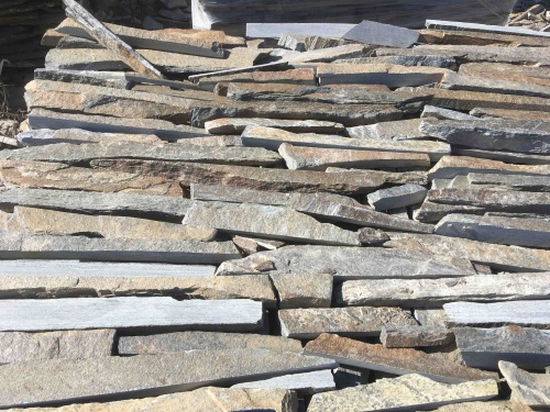 Горбушка златолит мультиколор для облицовки купить в Чердыни