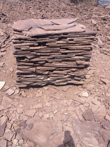 Плитняк лемезит бордовый для цоколя 1,5-2 см купить в Чердыни