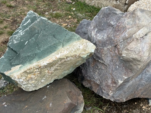 Камни для ландшафтного дизайна зелёные 10-60 килограмм купить в Чердыни