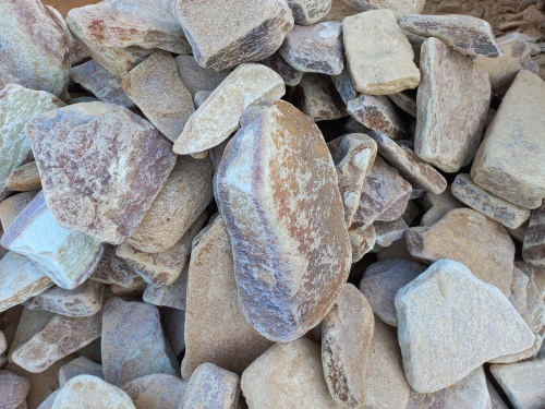 Златолит жёлтый, жёлто-зелёный глыбки и валуны для ланшафтного дизайна купить в Чердыни