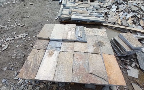 Плитка пилёная златолит Уральский для цоколя, отмостки купить в Чердыни