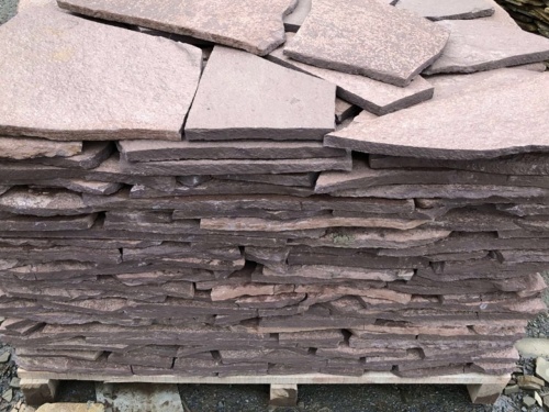 Плитняк лемезит бордовый для облицовки цоколя 20-25 мм  купить в Чердыни