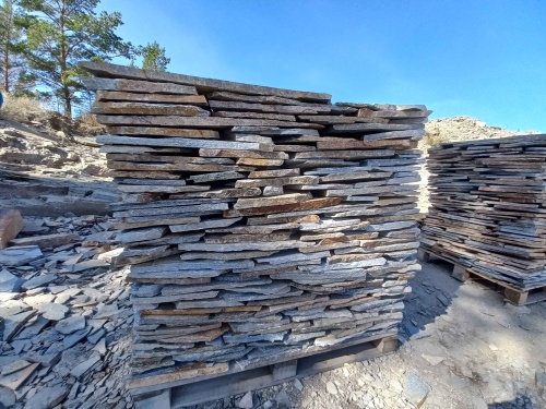 Плитняк златолит серебристый для фасада купить в Чердыни